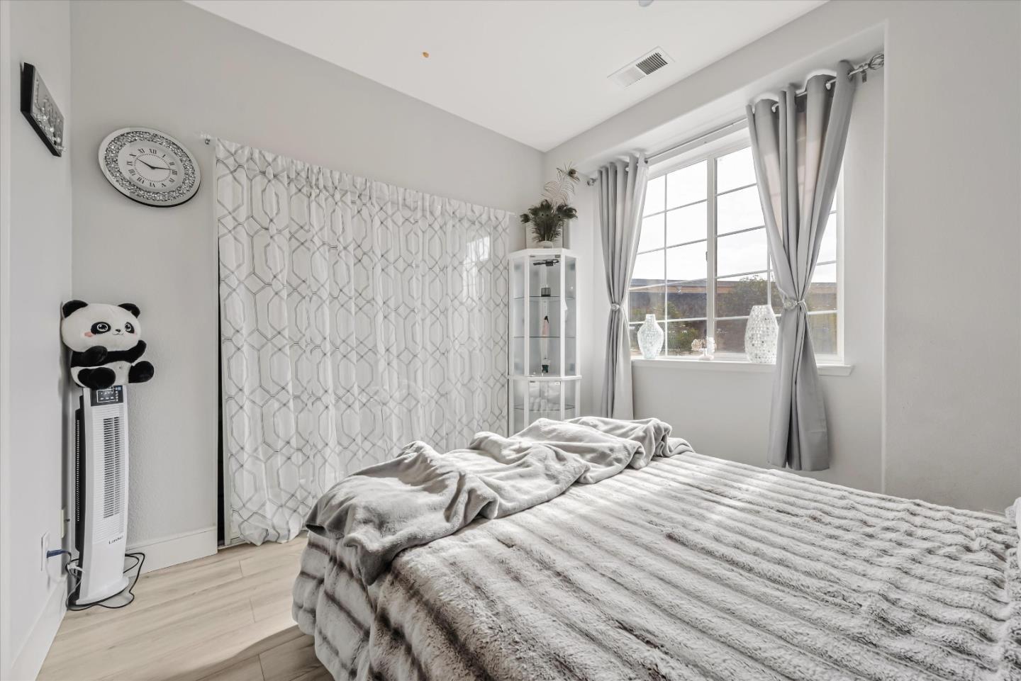 Detail Gallery Image 23 of 31 For 749 Bonita Pl, San Jose,  CA 95116 - 2 Beds | 2 Baths