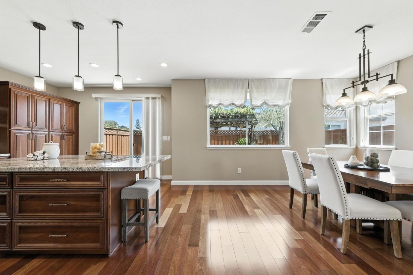 Detail Gallery Image 13 of 44 For 848 Talbot Dr, Morgan Hill,  CA 95037 - 4 Beds | 2/1 Baths