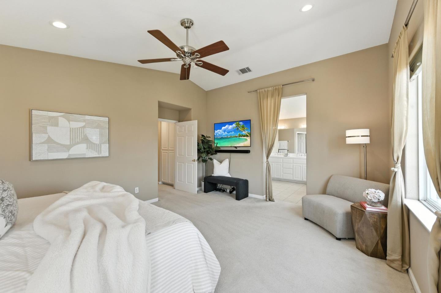 Detail Gallery Image 33 of 44 For 848 Talbot Dr, Morgan Hill,  CA 95037 - 4 Beds | 2/1 Baths