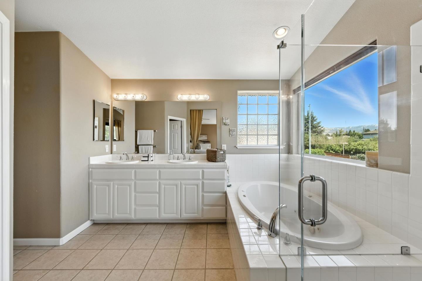Detail Gallery Image 36 of 44 For 848 Talbot Dr, Morgan Hill,  CA 95037 - 4 Beds | 2/1 Baths