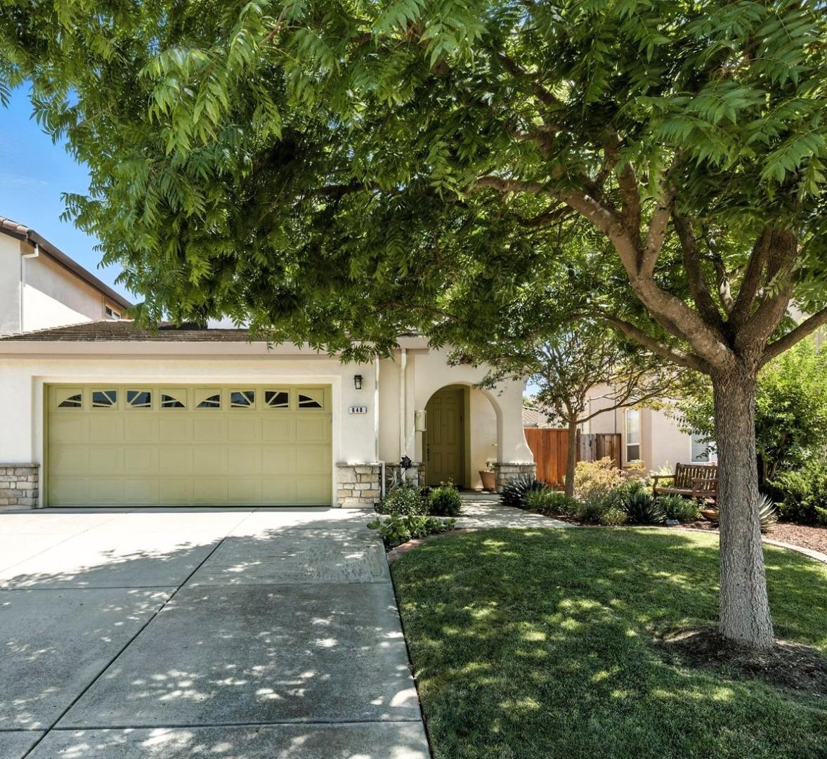 Detail Gallery Image 5 of 44 For 848 Talbot Dr, Morgan Hill,  CA 95037 - 4 Beds | 2/1 Baths