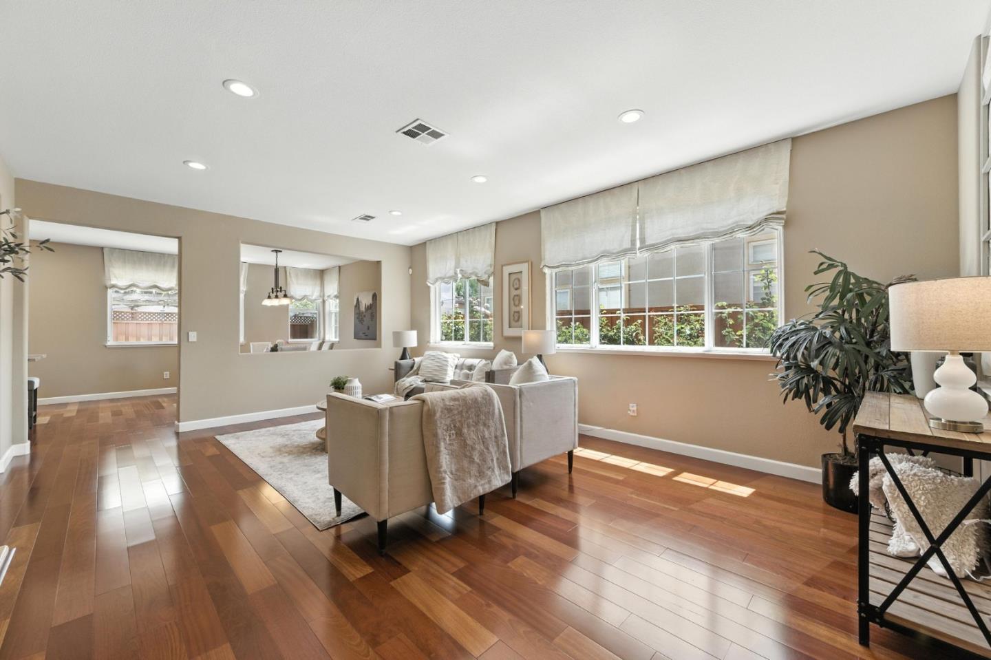 Detail Gallery Image 9 of 44 For 848 Talbot Dr, Morgan Hill,  CA 95037 - 4 Beds | 2/1 Baths