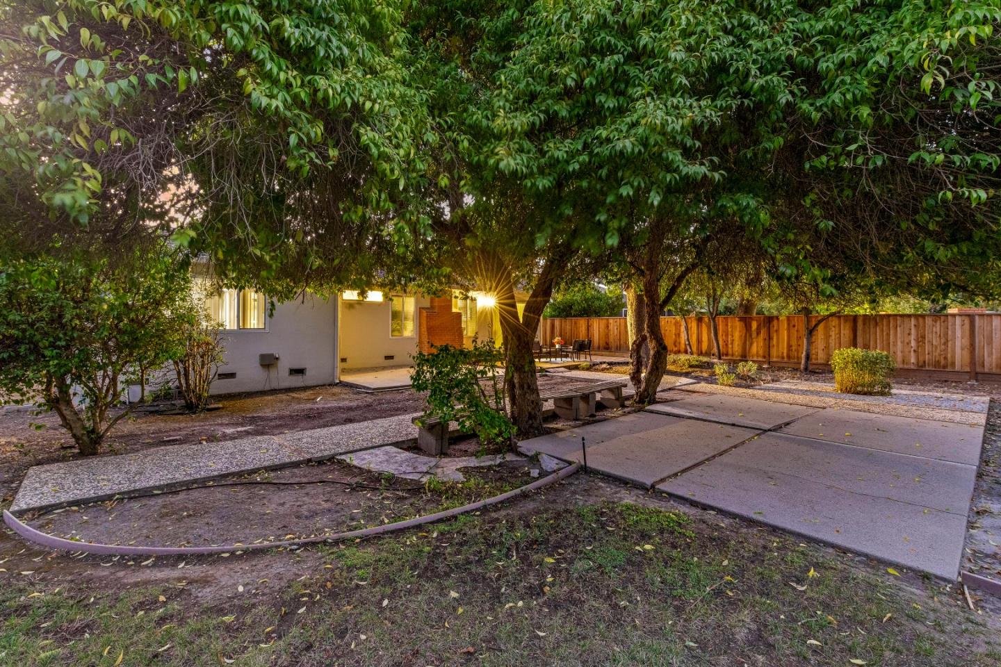 Detail Gallery Image 54 of 87 For 1061 Azalea Dr, Sunnyvale,  CA 94086 - 4 Beds | 2 Baths