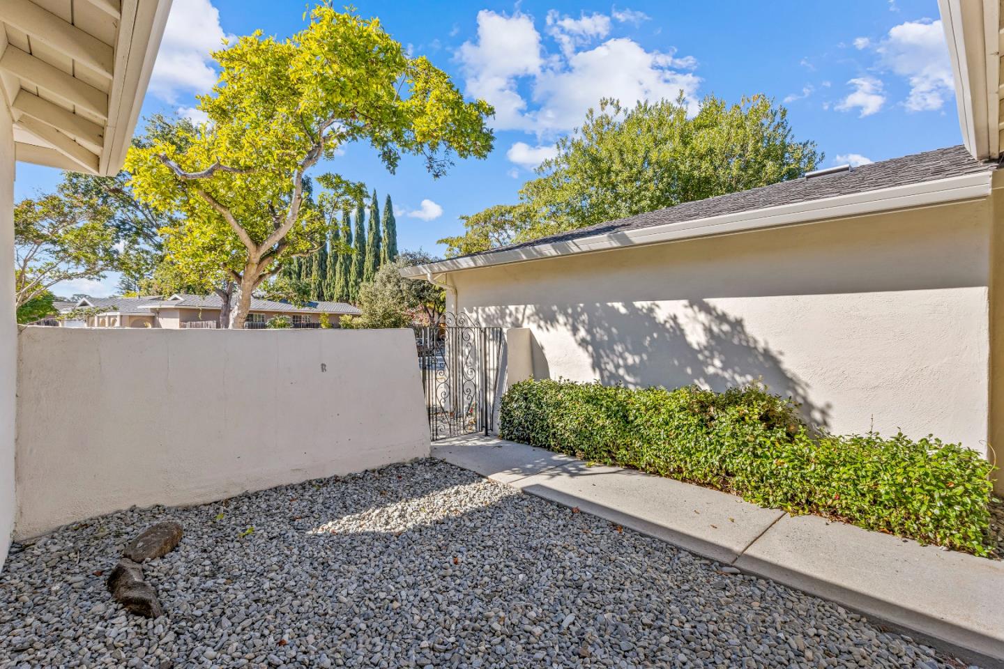 Detail Gallery Image 58 of 87 For 1061 Azalea Dr, Sunnyvale,  CA 94086 - 4 Beds | 2 Baths