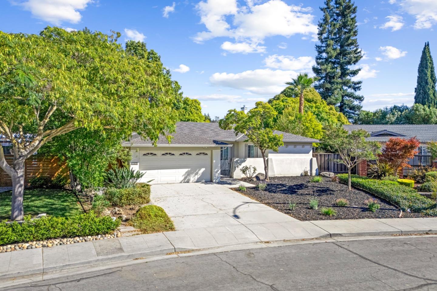 Detail Gallery Image 67 of 87 For 1061 Azalea Dr, Sunnyvale,  CA 94086 - 4 Beds | 2 Baths