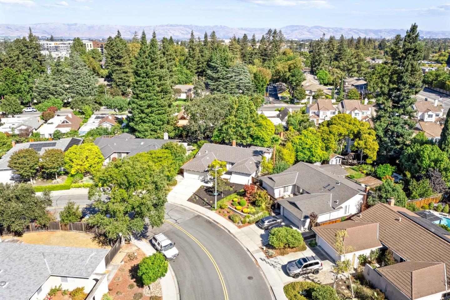 Detail Gallery Image 77 of 87 For 1061 Azalea Dr, Sunnyvale,  CA 94086 - 4 Beds | 2 Baths
