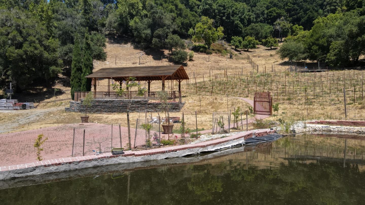 Detail Gallery Image 101 of 120 For 1003 Laurel Glen, Soquel,  CA 95073 - 5 Beds | 2 Baths