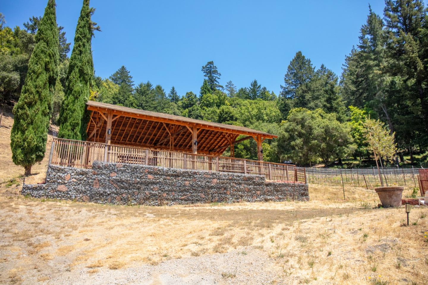 Detail Gallery Image 102 of 120 For 1003 Laurel Glen, Soquel,  CA 95073 - 5 Beds | 2 Baths