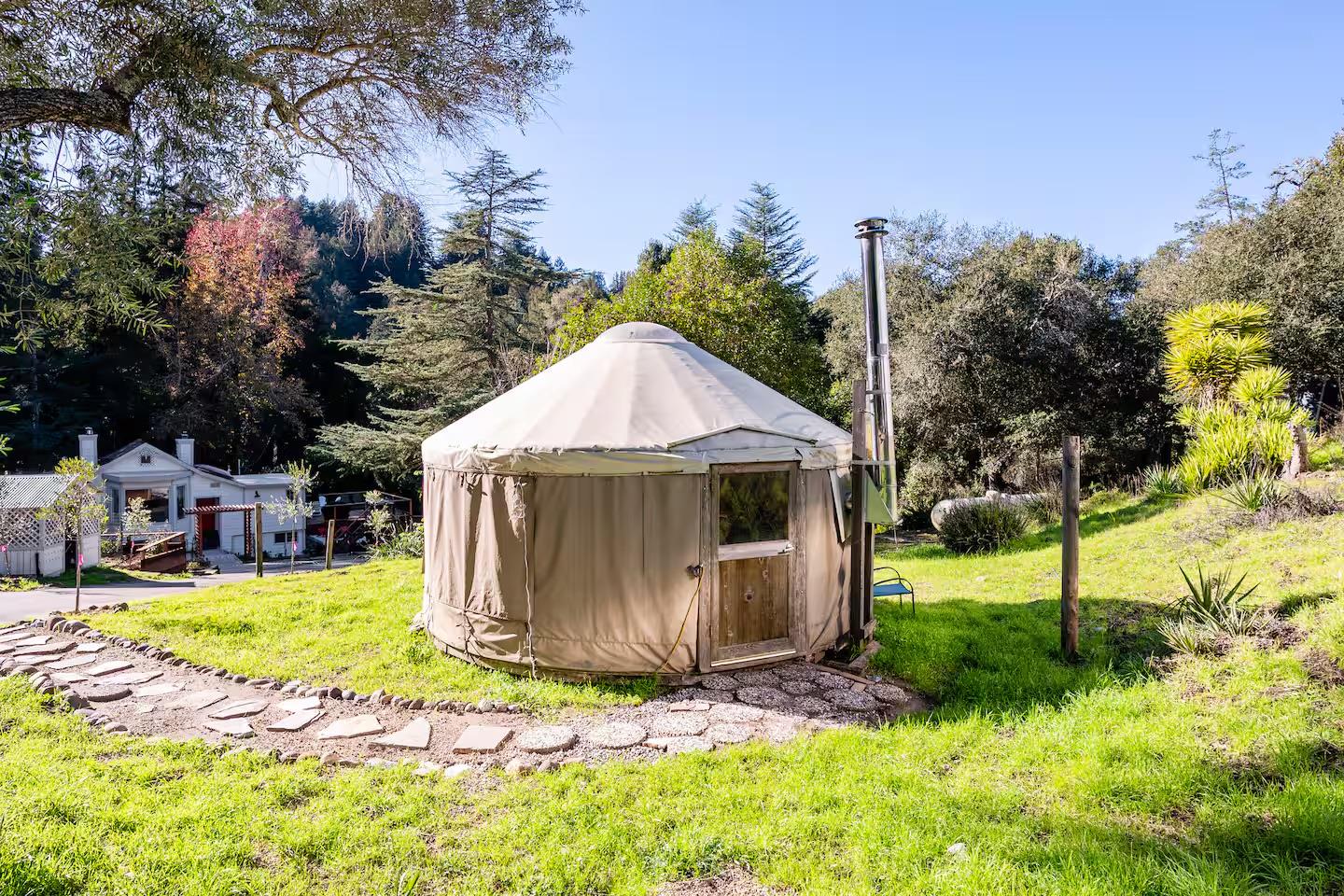 Detail Gallery Image 98 of 120 For 1003 Laurel Glen, Soquel,  CA 95073 - 5 Beds | 2 Baths