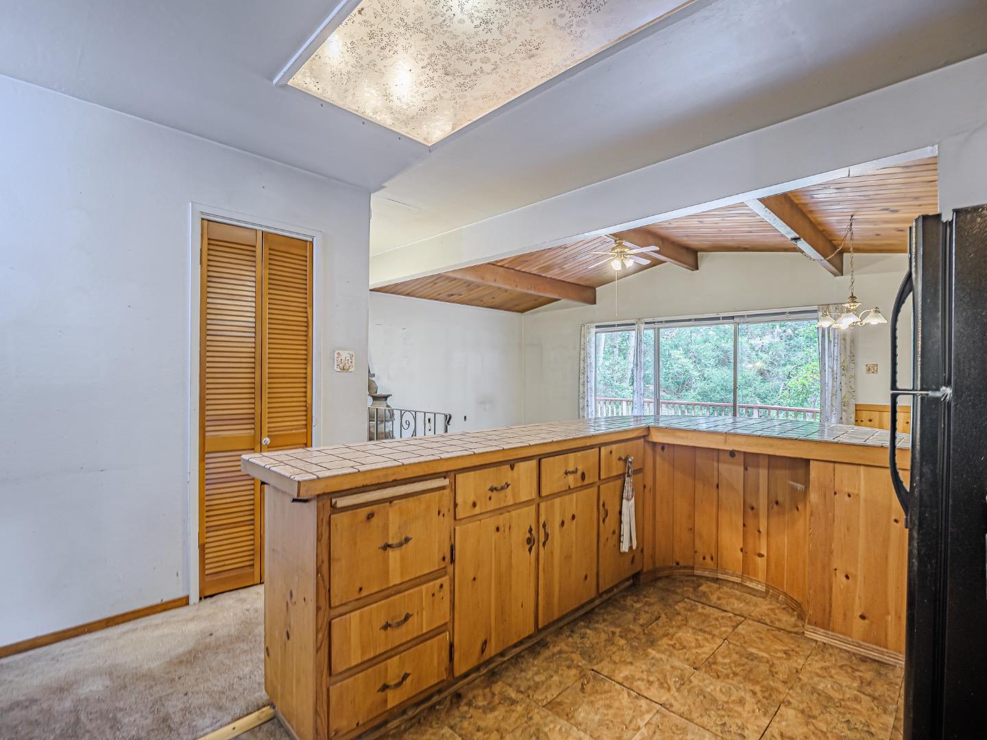 Detail Gallery Image 13 of 60 For 325 Woodland Dr, Scotts Valley,  CA 95066 - 5 Beds | 2 Baths