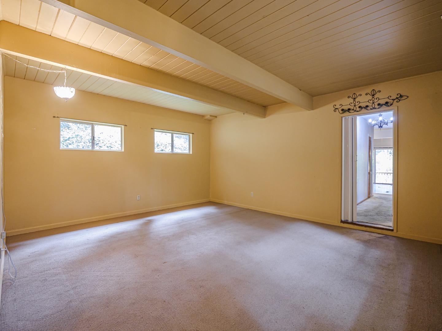 Detail Gallery Image 17 of 60 For 325 Woodland Dr, Scotts Valley,  CA 95066 - 5 Beds | 2 Baths