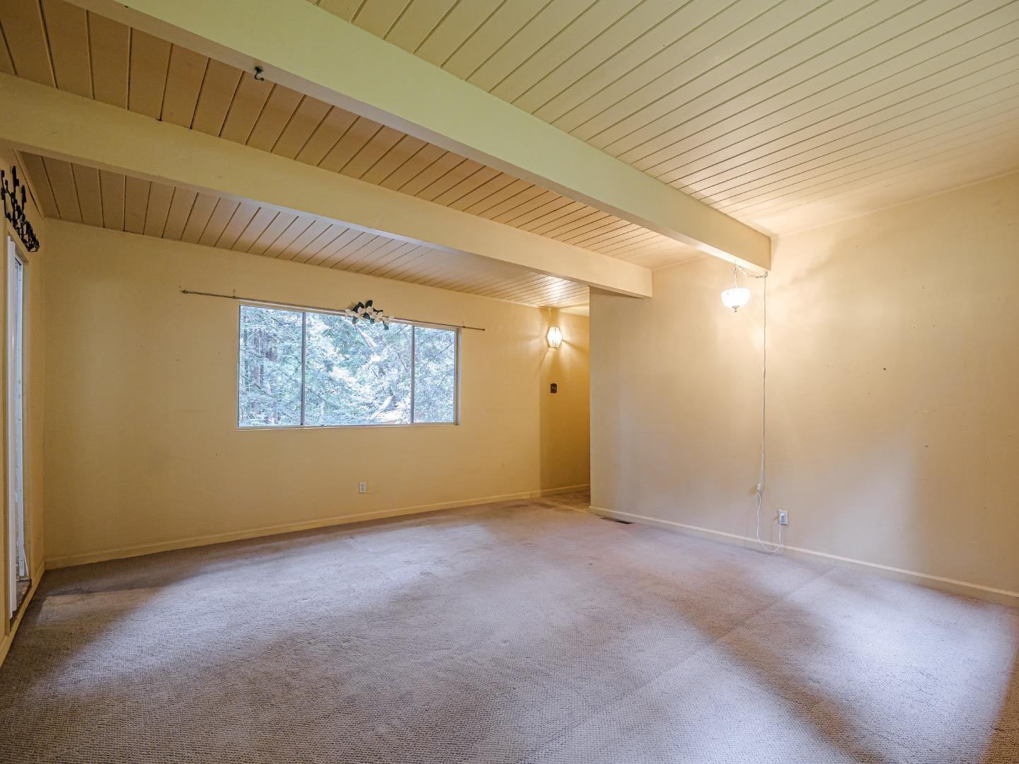 Detail Gallery Image 19 of 60 For 325 Woodland Dr, Scotts Valley,  CA 95066 - 5 Beds | 2 Baths