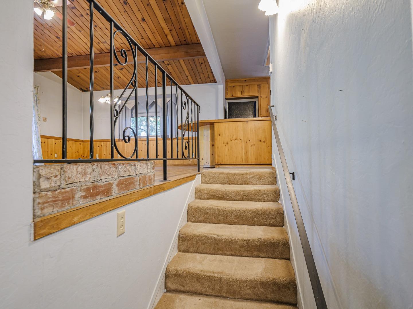 Detail Gallery Image 23 of 60 For 325 Woodland Dr, Scotts Valley,  CA 95066 - 5 Beds | 2 Baths