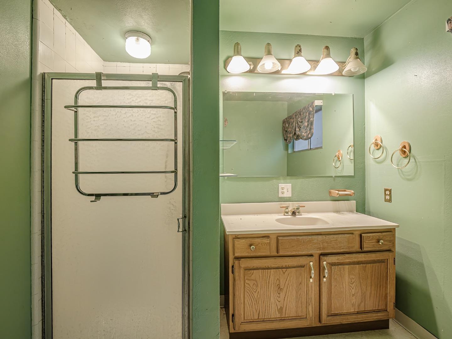 Detail Gallery Image 31 of 60 For 325 Woodland Dr, Scotts Valley,  CA 95066 - 5 Beds | 2 Baths