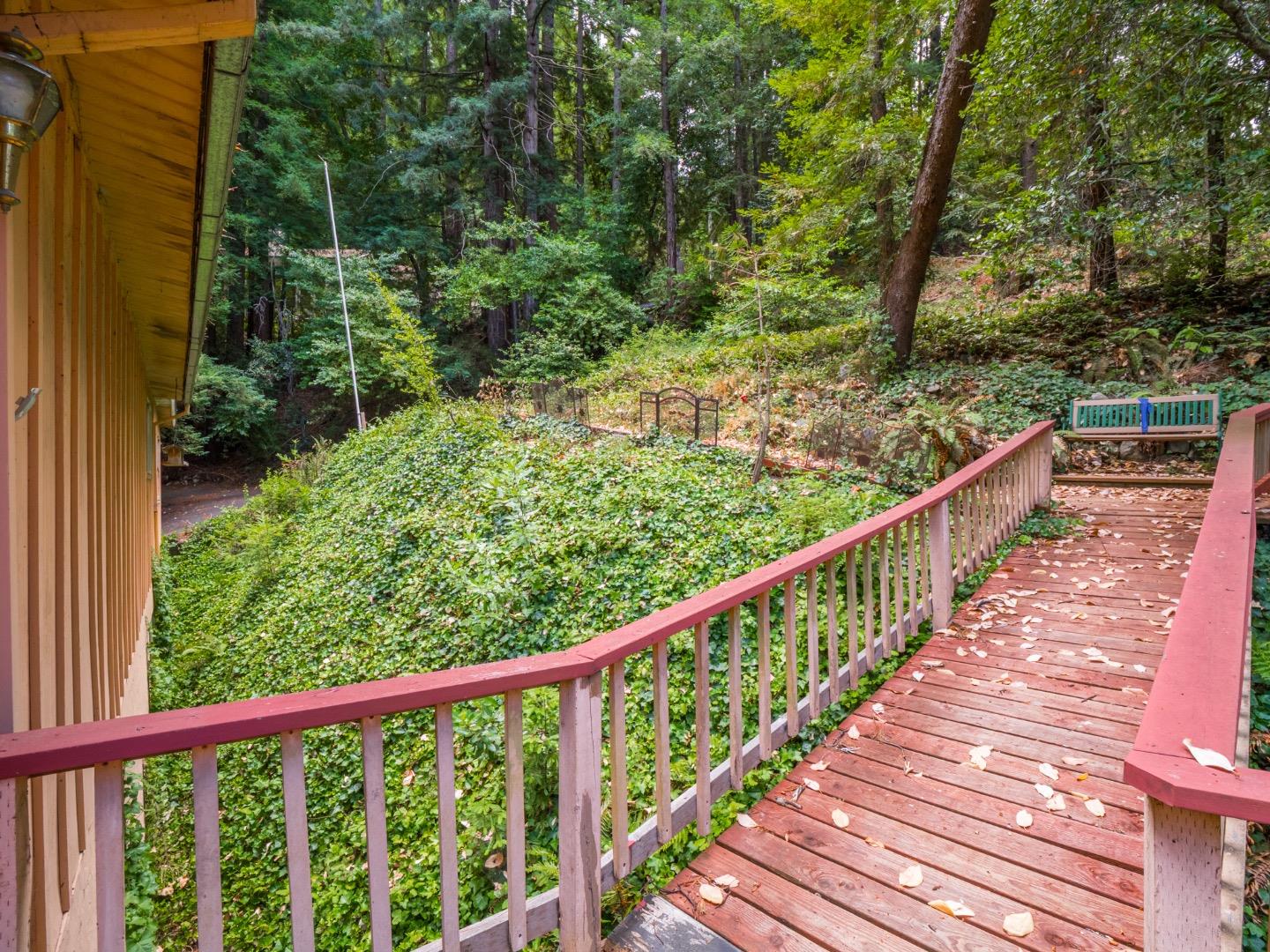 Detail Gallery Image 37 of 60 For 325 Woodland Dr, Scotts Valley,  CA 95066 - 5 Beds | 2 Baths