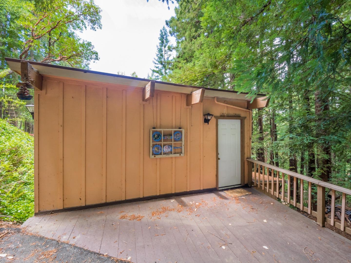 Detail Gallery Image 47 of 60 For 325 Woodland Dr, Scotts Valley,  CA 95066 - 5 Beds | 2 Baths