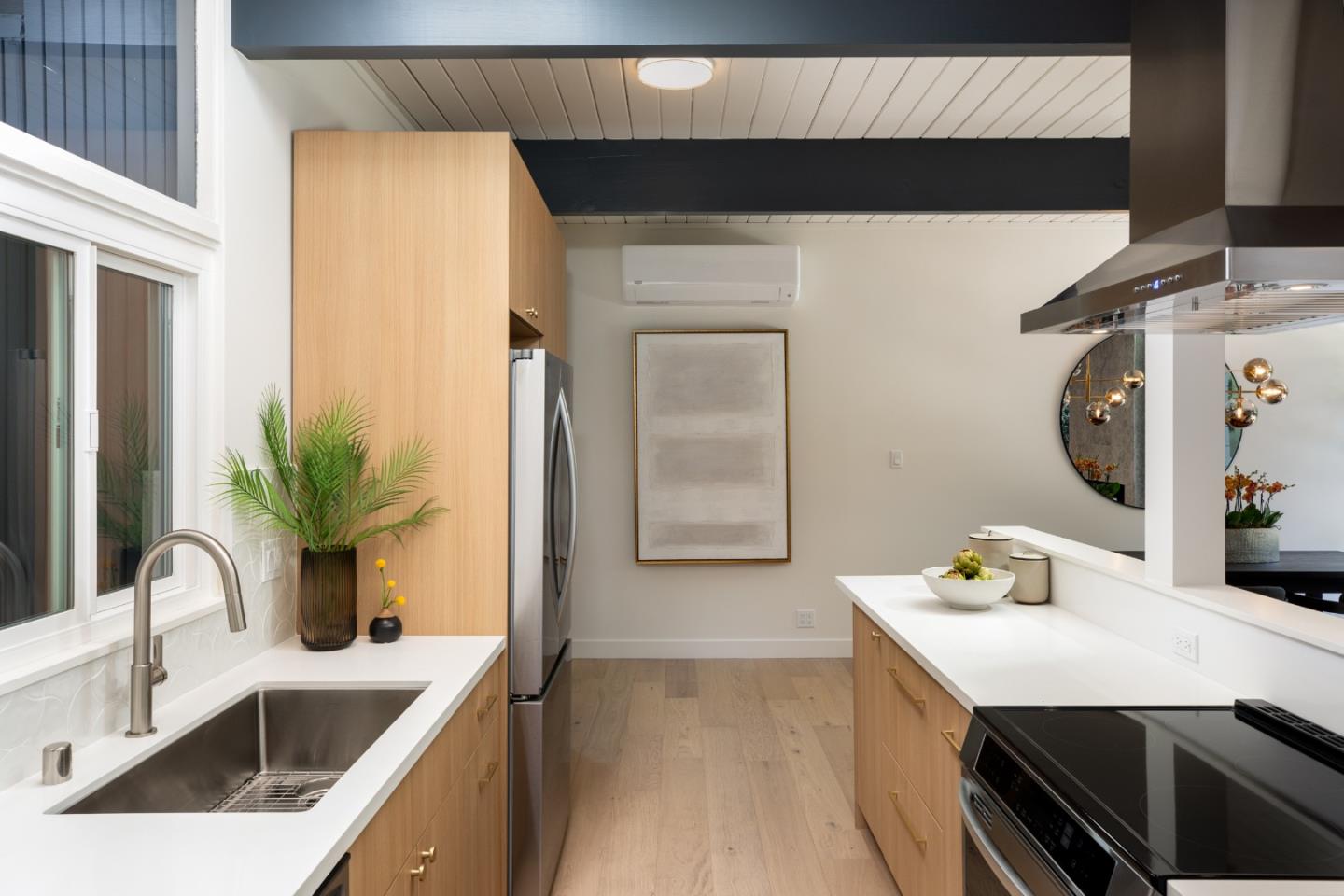 Detail Gallery Image 12 of 33 For 966 El Cajon Way, Palo Alto,  CA 94303 - 3 Beds | 2 Baths