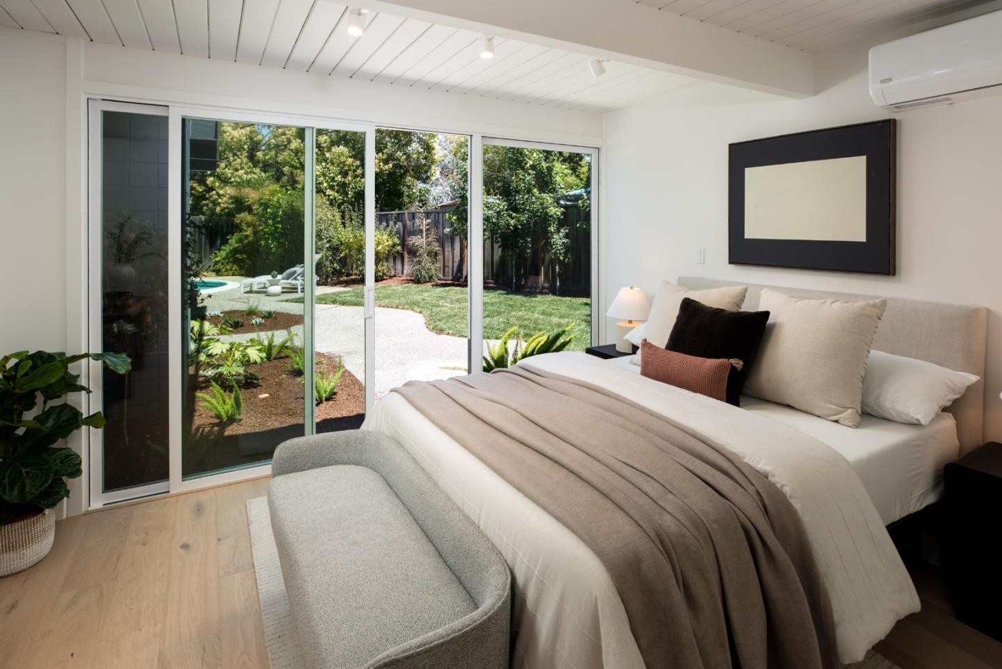 Detail Gallery Image 21 of 33 For 966 El Cajon Way, Palo Alto,  CA 94303 - 3 Beds | 2 Baths