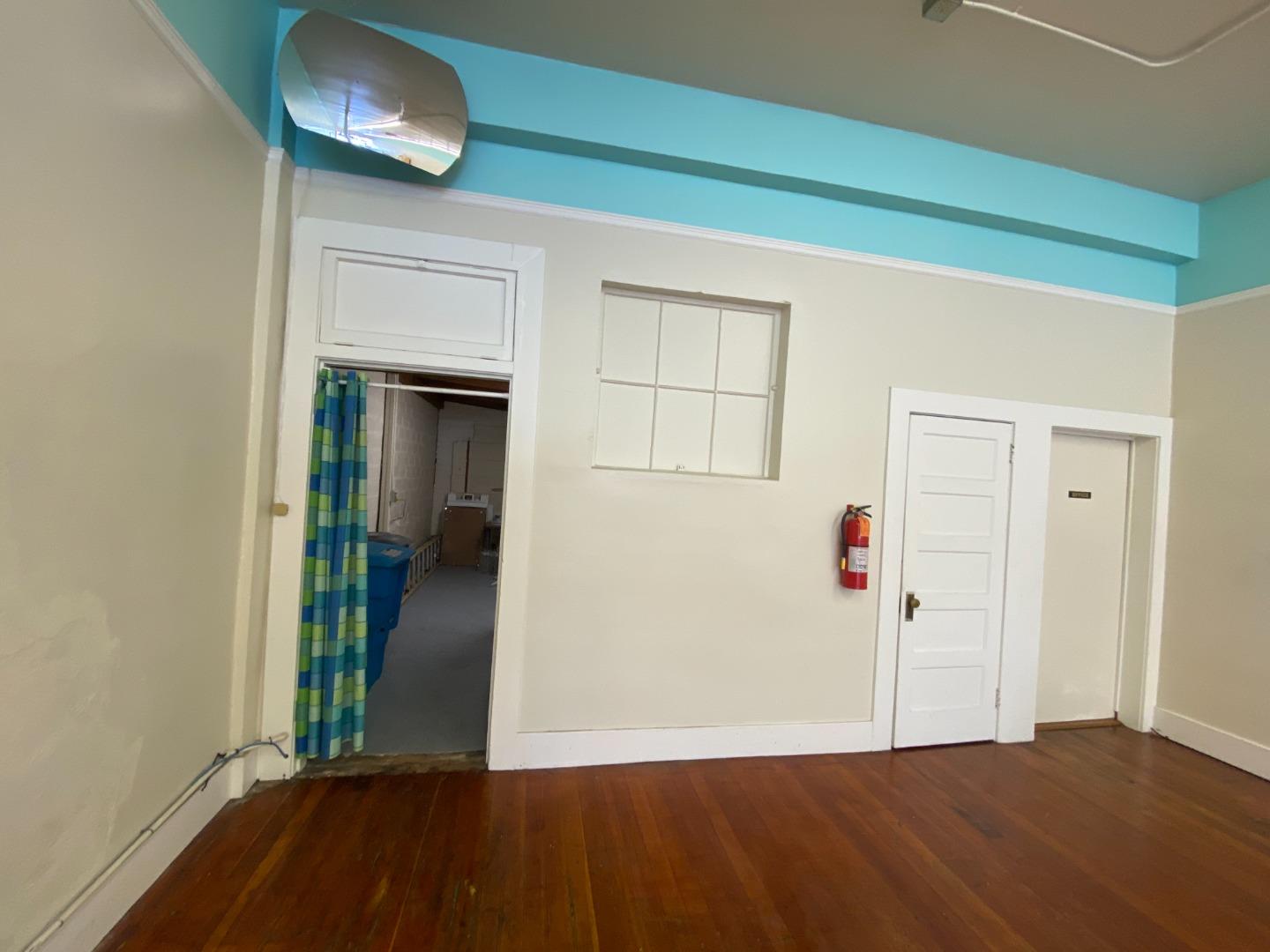 Detail Gallery Image 3 of 10 For 7483 Monterey St, Gilroy,  CA 95020 - – Beds | – Baths