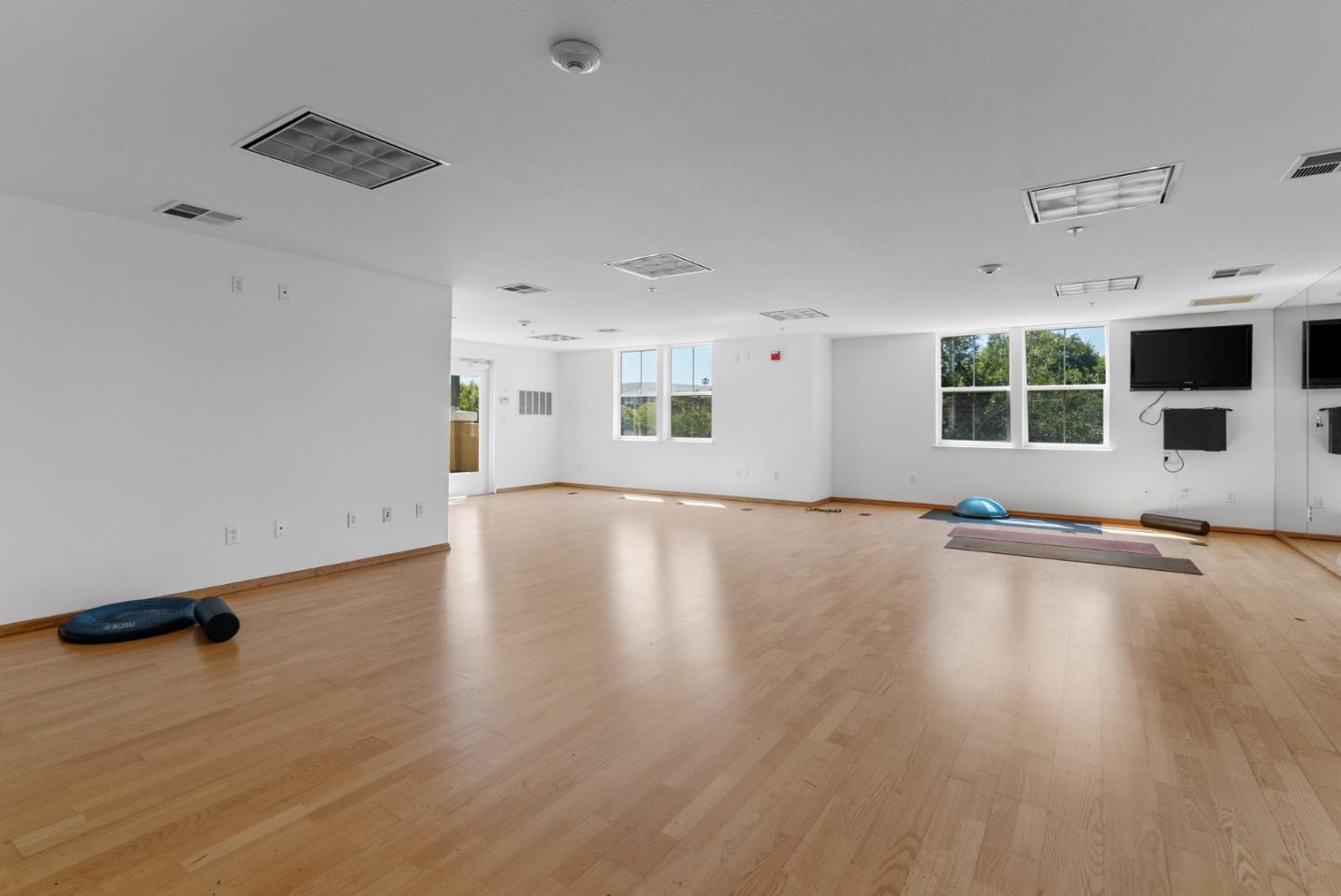 Detail Gallery Image 35 of 39 For 1883 Agnew Rd #104,  Santa Clara,  CA 95054 - 2 Beds | 2 Baths