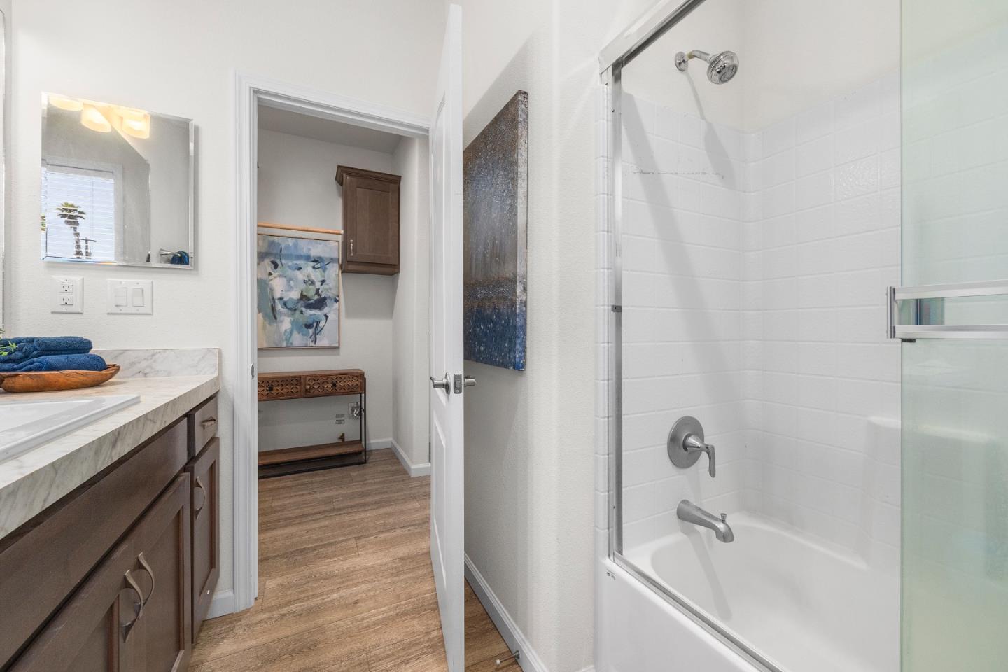 Detail Gallery Image 14 of 24 For 692 38th #9,  Santa Cruz,  CA 95062 - 2 Beds | 1 Baths