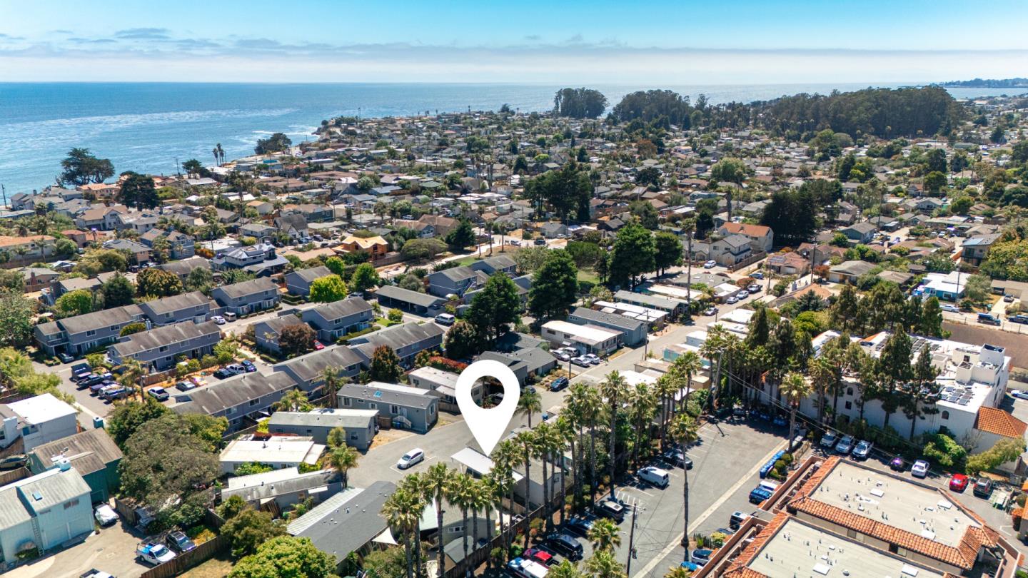 Detail Gallery Image 22 of 24 For 692 38th #9,  Santa Cruz,  CA 95062 - 2 Beds | 1 Baths