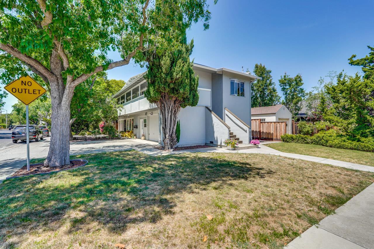Detail Gallery Image 2 of 54 For 151 Colorado Ave, Palo Alto,  CA 94301 - 6 Beds | 3 Baths