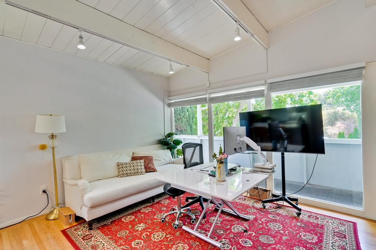 Detail Gallery Image 24 of 54 For 151 Colorado Ave, Palo Alto,  CA 94301 - 6 Beds | 3 Baths