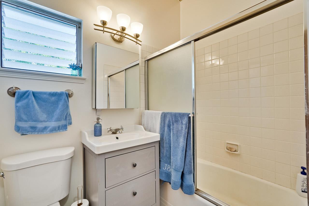 Detail Gallery Image 29 of 54 For 151 Colorado Ave, Palo Alto,  CA 94301 - 6 Beds | 3 Baths