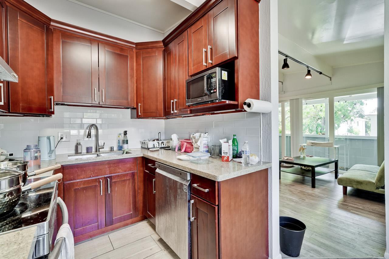 Detail Gallery Image 39 of 54 For 151 Colorado Ave, Palo Alto,  CA 94301 - 6 Beds | 3 Baths