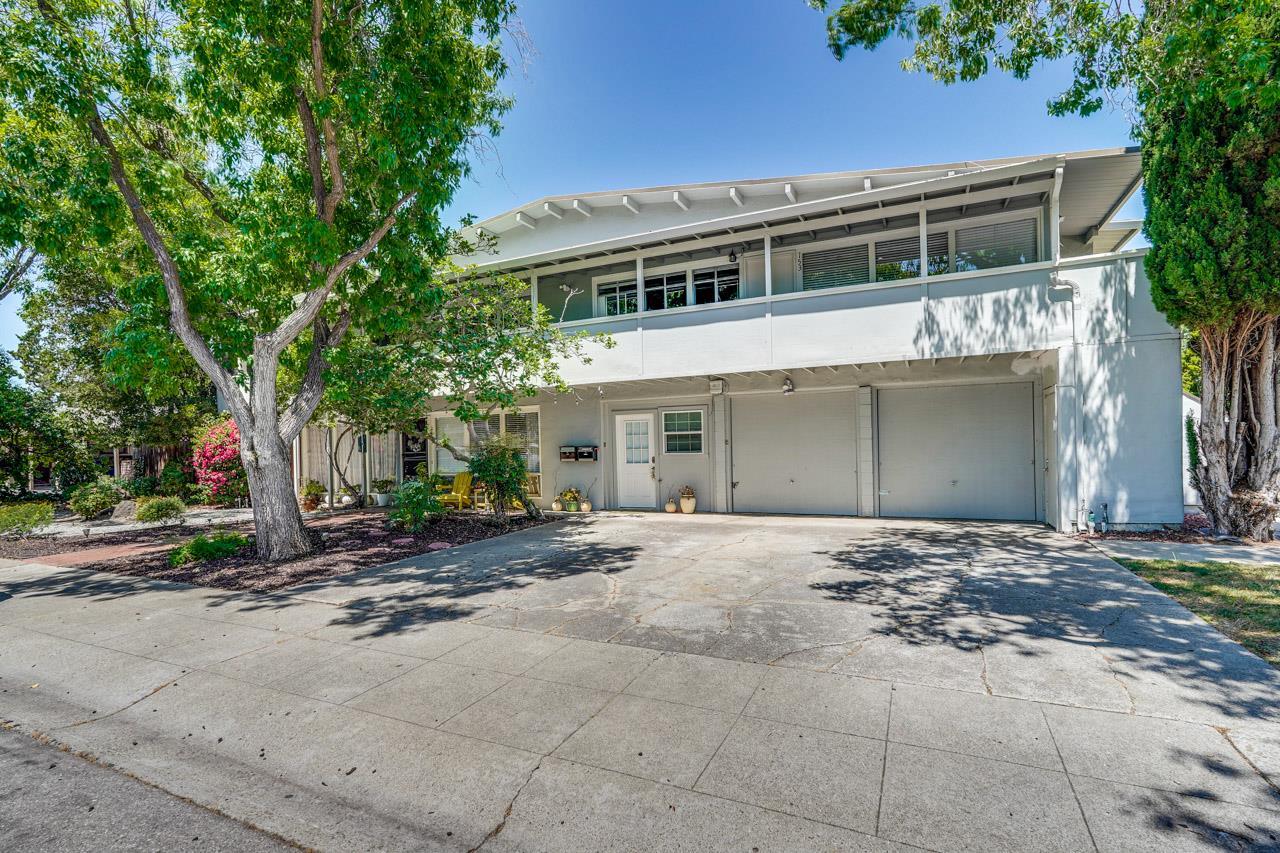 Detail Gallery Image 51 of 54 For 151 Colorado Ave, Palo Alto,  CA 94301 - 6 Beds | 3 Baths