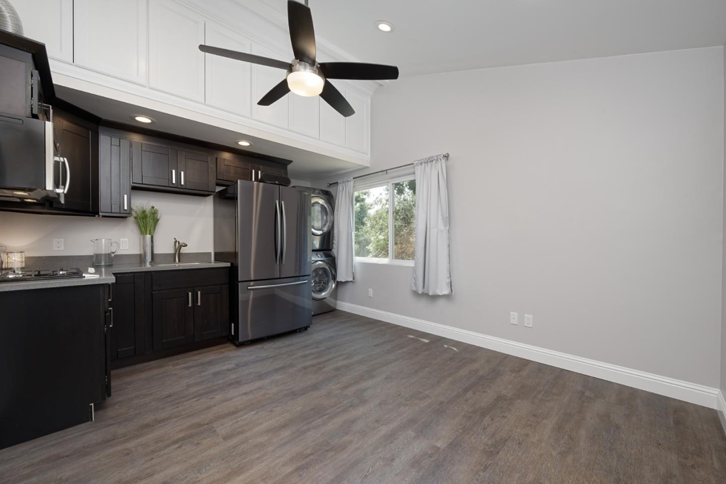 Detail Gallery Image 3 of 15 For Sunset Dr, Los Altos Hills,  CA 94022 - 1 Beds | 1 Baths
