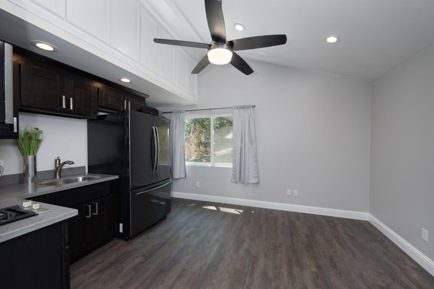 Detail Gallery Image 7 of 15 For Sunset Dr, Los Altos Hills,  CA 94022 - 1 Beds | 1 Baths