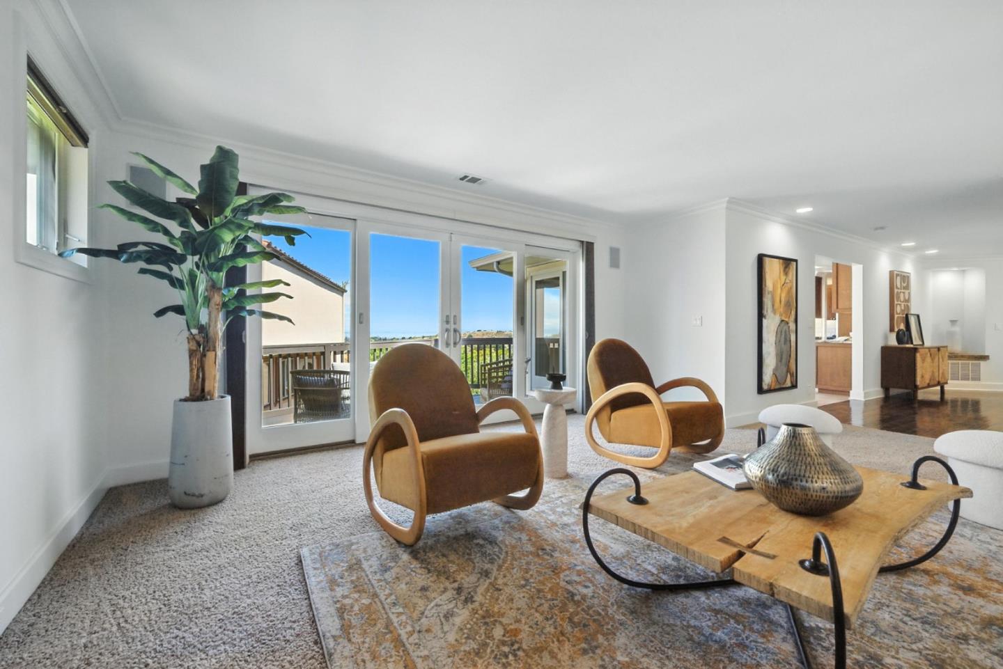 Detail Gallery Image 13 of 73 For 2774 Belmont Canyon, Belmont,  CA 94002 - 5 Beds | 3/1 Baths