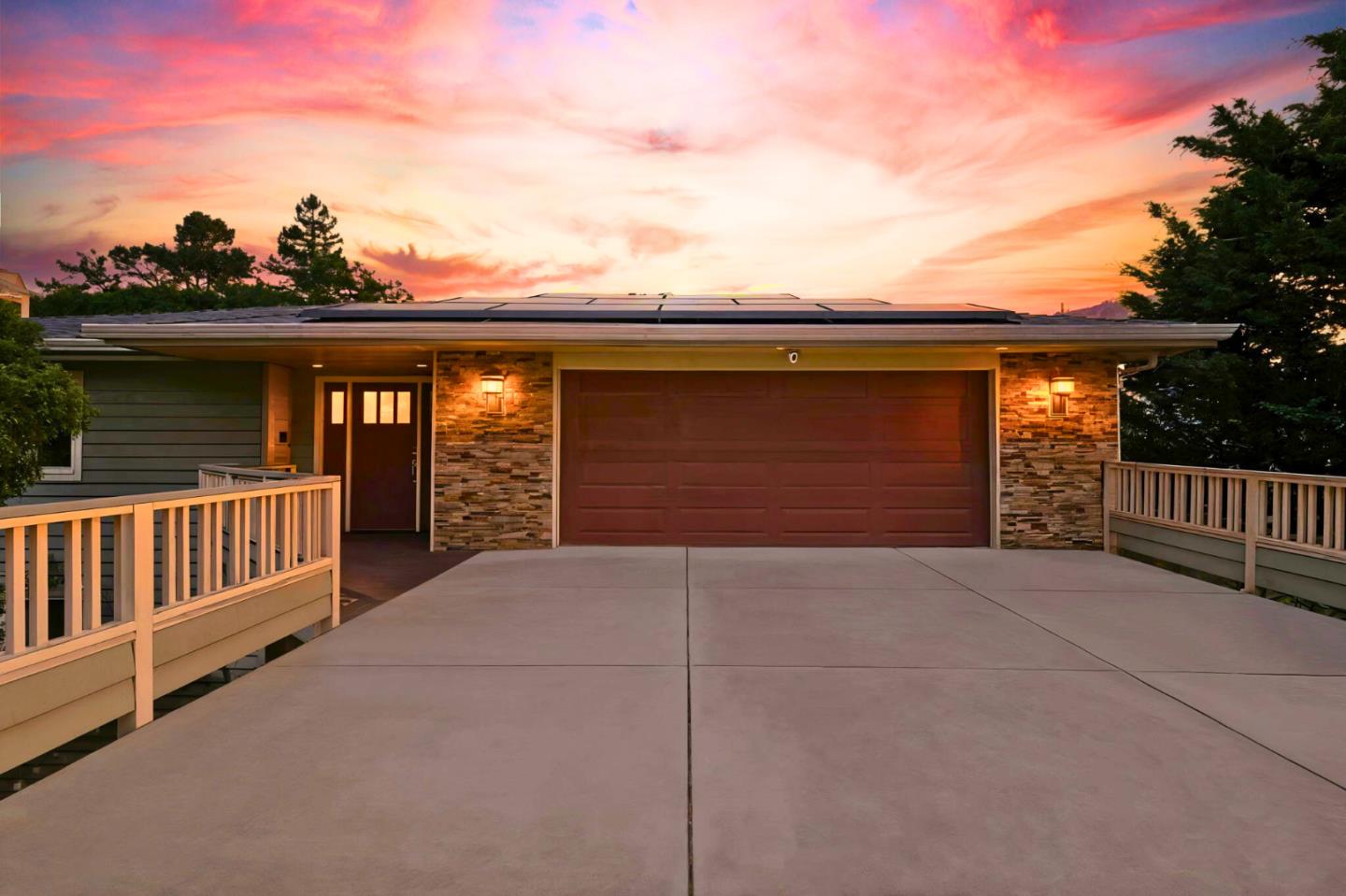 Detail Gallery Image 3 of 73 For 2774 Belmont Canyon, Belmont,  CA 94002 - 5 Beds | 3/1 Baths
