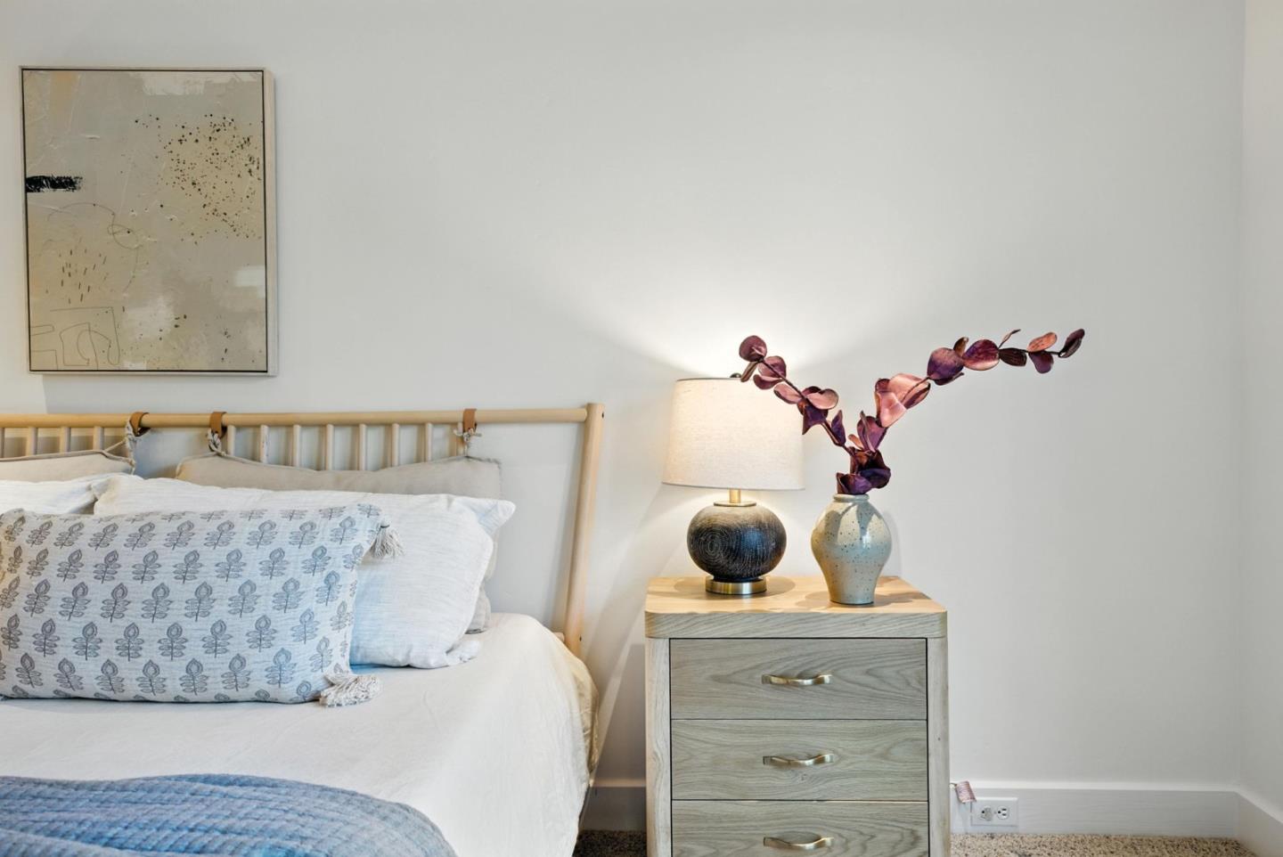 Detail Gallery Image 32 of 73 For 2774 Belmont Canyon, Belmont,  CA 94002 - 5 Beds | 3/1 Baths