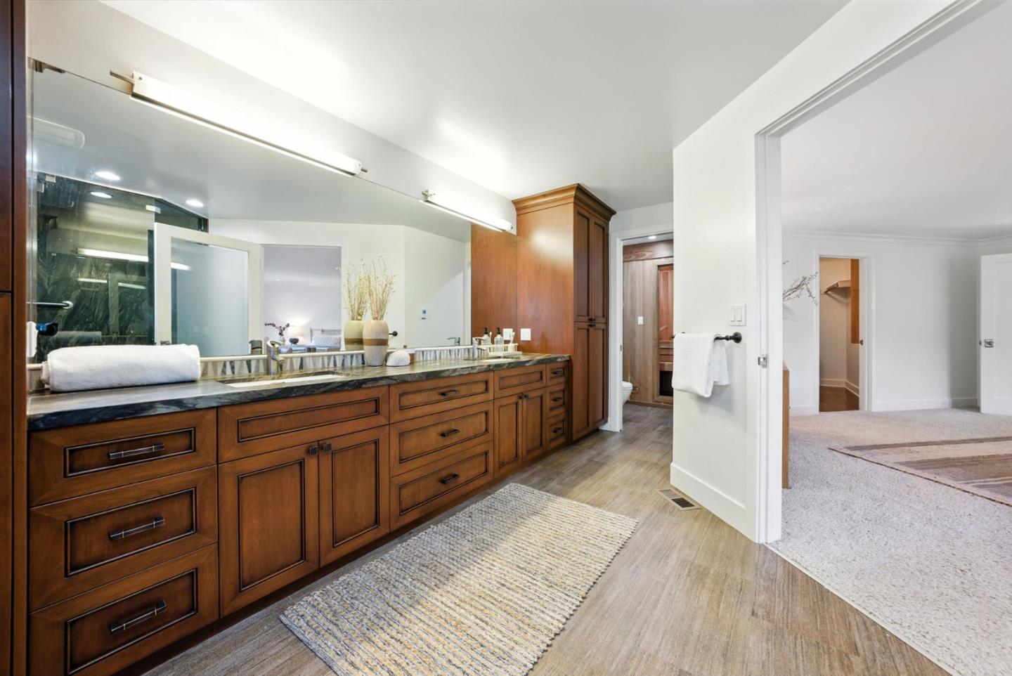 Detail Gallery Image 34 of 73 For 2774 Belmont Canyon, Belmont,  CA 94002 - 5 Beds | 3/1 Baths