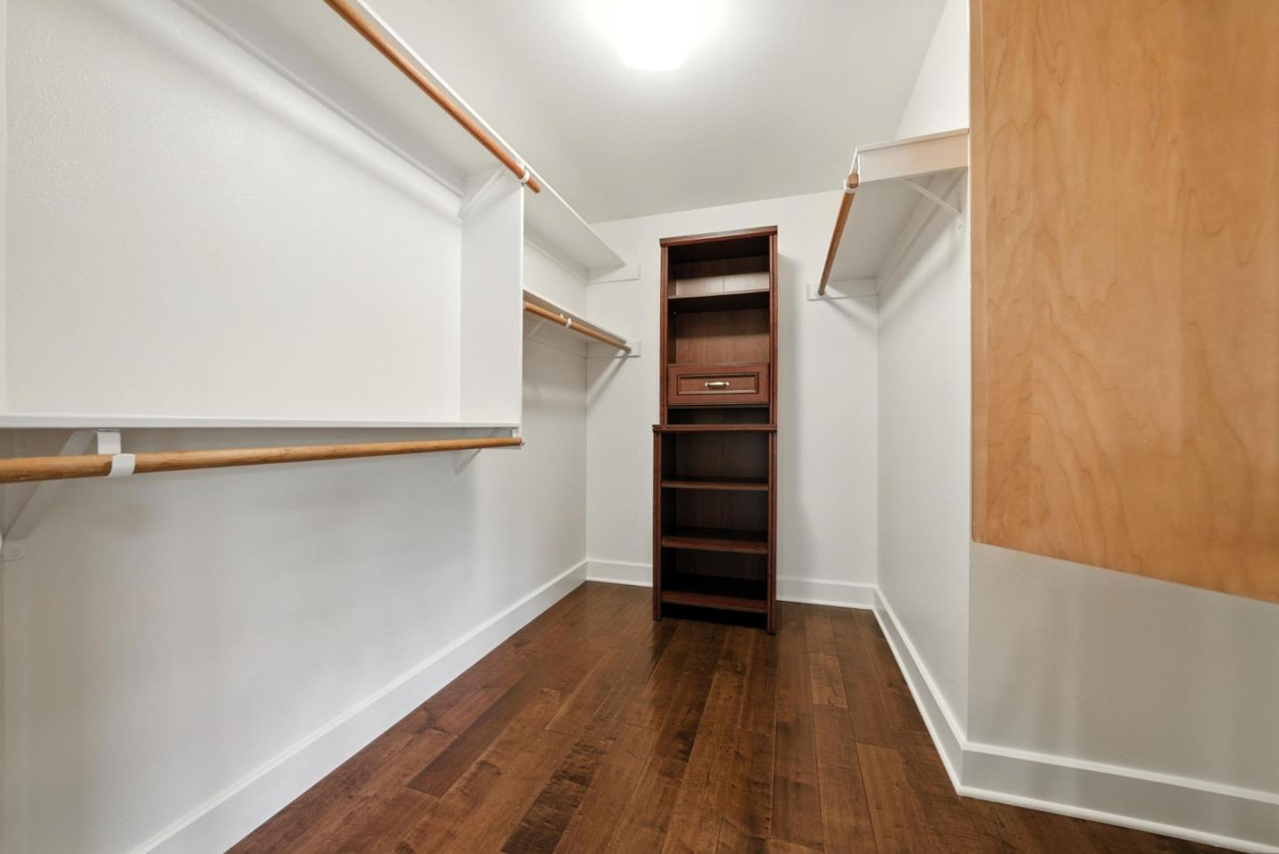 Detail Gallery Image 39 of 73 For 2774 Belmont Canyon, Belmont,  CA 94002 - 5 Beds | 3/1 Baths