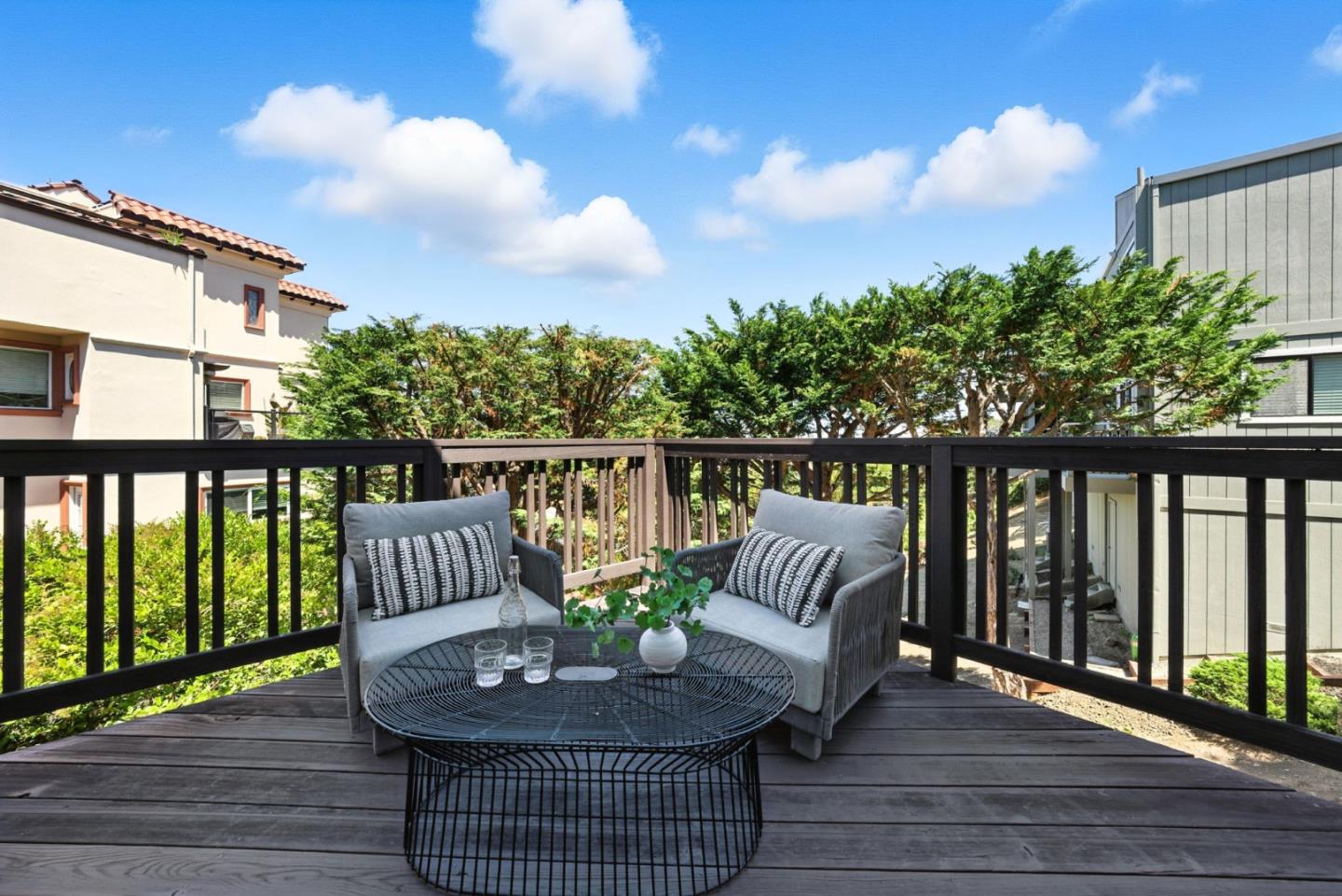 Detail Gallery Image 40 of 73 For 2774 Belmont Canyon, Belmont,  CA 94002 - 5 Beds | 3/1 Baths