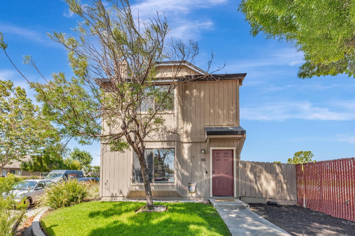 Detail Gallery Image 1 of 38 For 200 Gibson Dr #36,  Hollister,  CA 95023 - 3 Beds | 1/1 Baths