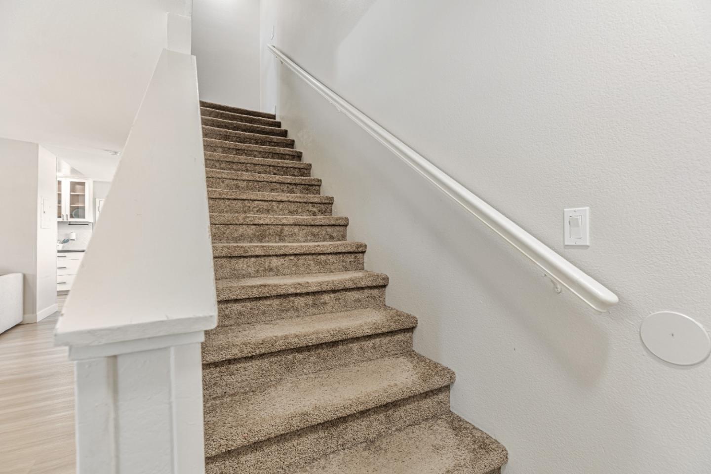 Detail Gallery Image 15 of 38 For 200 Gibson Dr #36,  Hollister,  CA 95023 - 3 Beds | 1/1 Baths