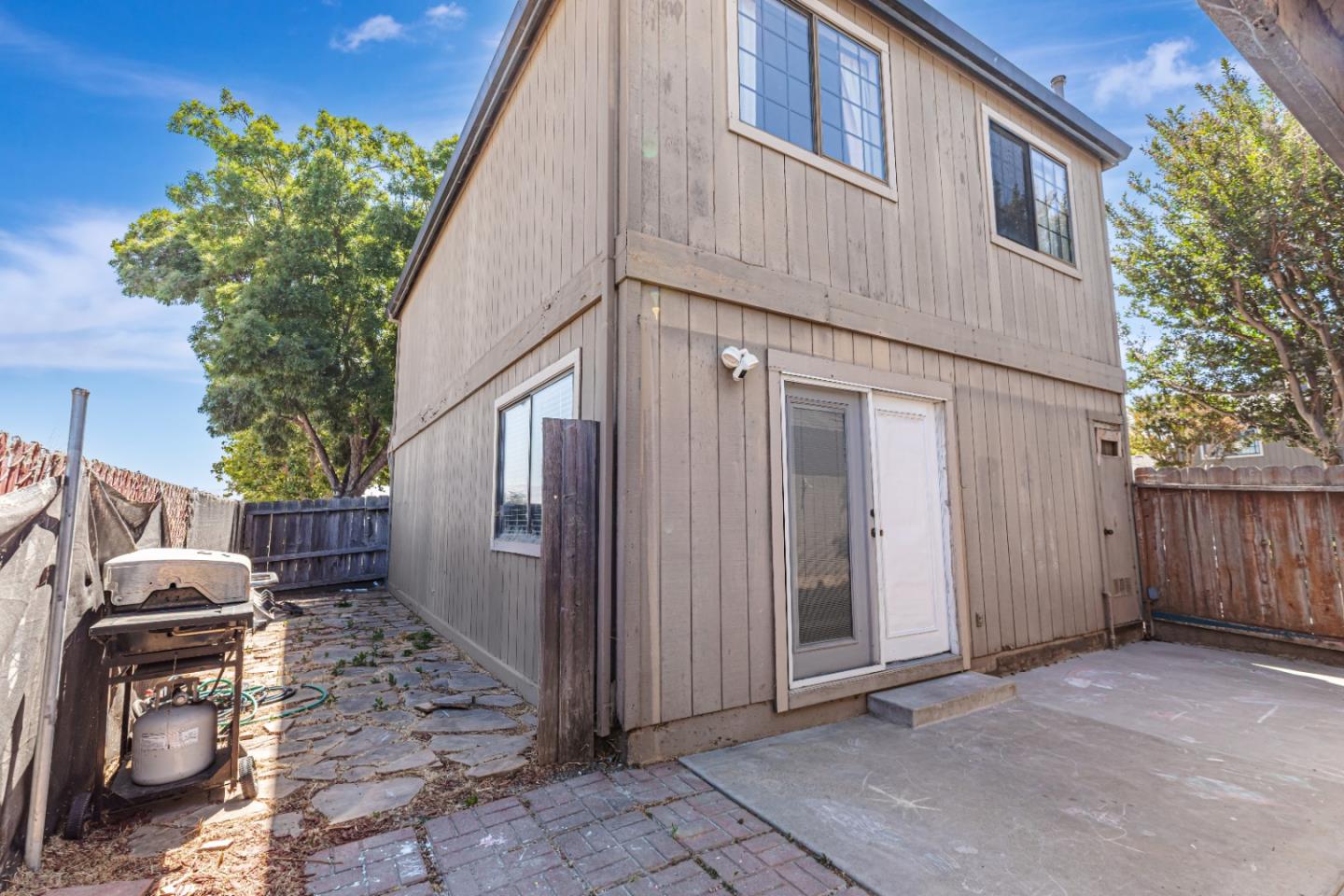 Detail Gallery Image 31 of 38 For 200 Gibson Dr #36,  Hollister,  CA 95023 - 3 Beds | 1/1 Baths