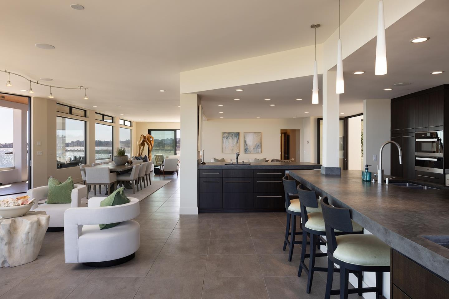 Detail Gallery Image 26 of 59 For 2900 E Cliff Dr, Santa Cruz,  CA 95062 - 4 Beds | 4 Baths