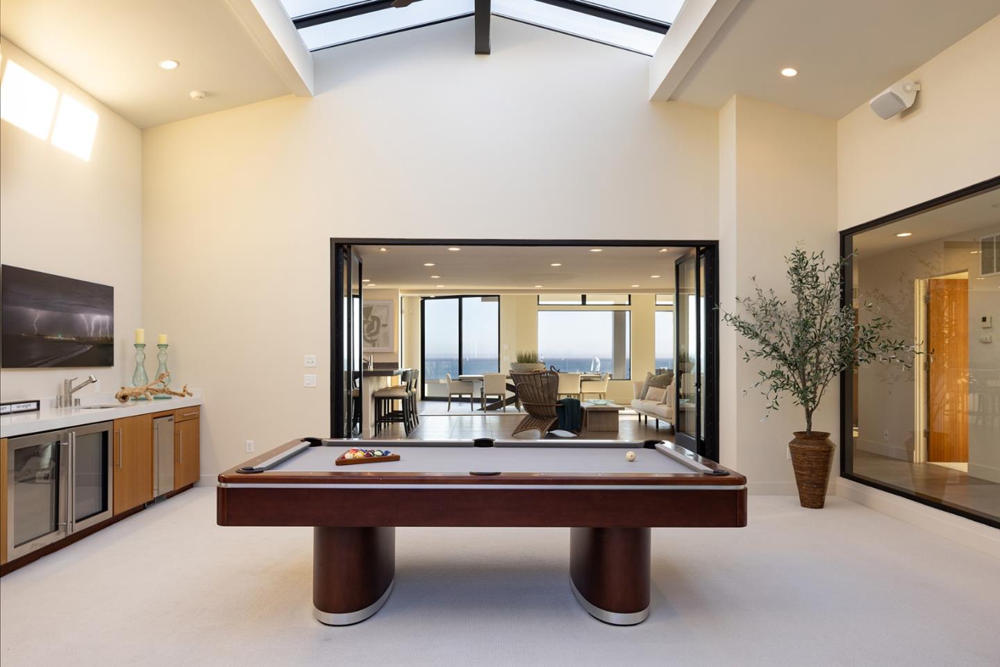 Detail Gallery Image 30 of 59 For 2900 E Cliff Dr, Santa Cruz,  CA 95062 - 4 Beds | 4 Baths