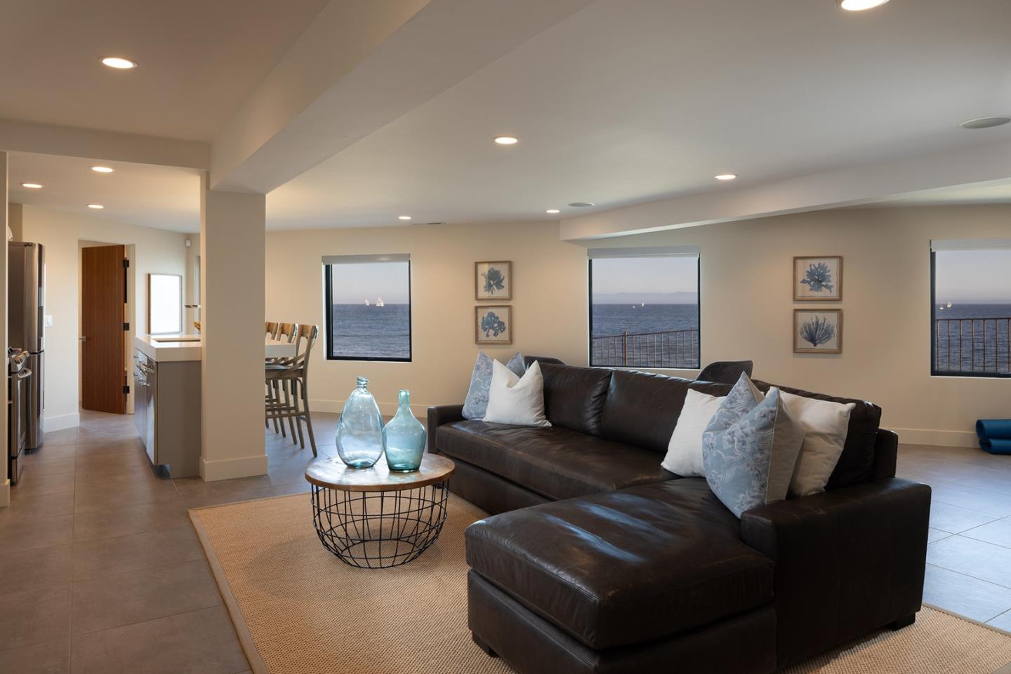 Detail Gallery Image 46 of 59 For 2900 E Cliff Dr, Santa Cruz,  CA 95062 - 4 Beds | 4 Baths