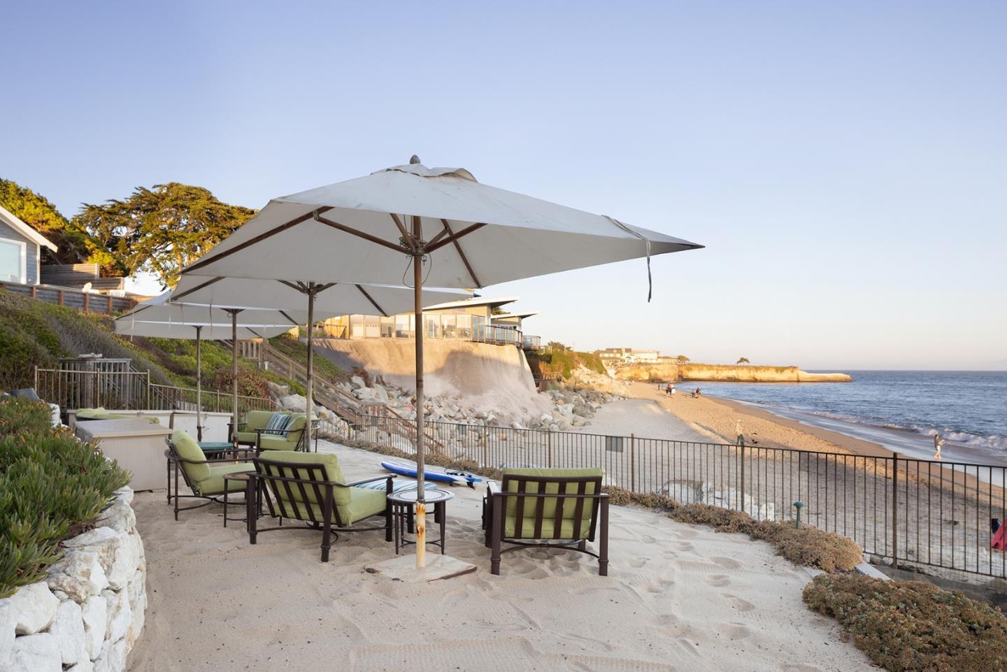 Detail Gallery Image 52 of 59 For 2900 E Cliff Dr, Santa Cruz,  CA 95062 - 4 Beds | 4 Baths