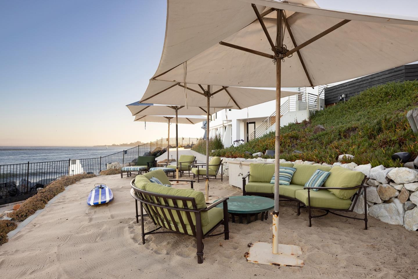 Detail Gallery Image 53 of 59 For 2900 E Cliff Dr, Santa Cruz,  CA 95062 - 4 Beds | 4 Baths