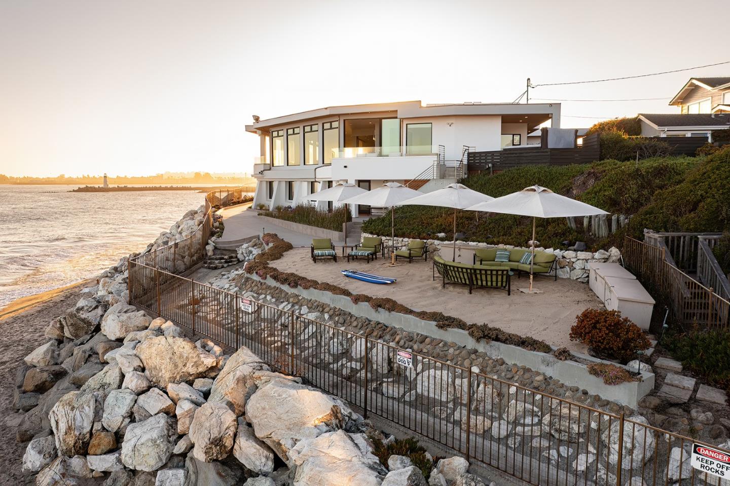 Detail Gallery Image 54 of 59 For 2900 E Cliff Dr, Santa Cruz,  CA 95062 - 4 Beds | 4 Baths