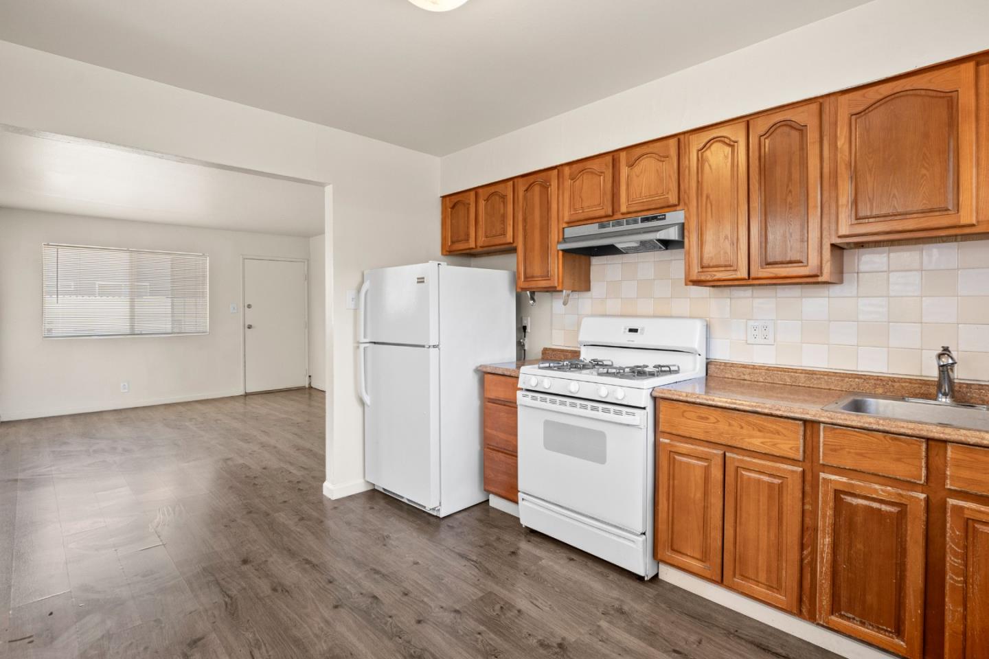 Detail Gallery Image 21 of 33 For 24598 Sybil Ave, Hayward,  CA 94542 - – Beds | – Baths
