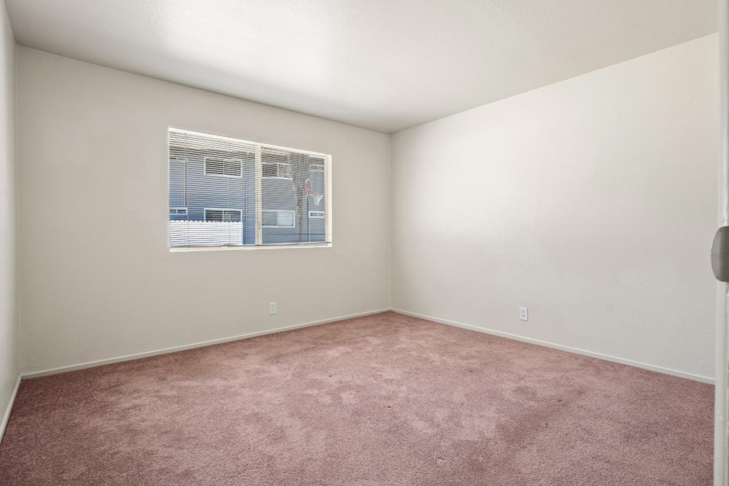 Detail Gallery Image 24 of 33 For 24598 Sybil Ave, Hayward,  CA 94542 - – Beds | – Baths